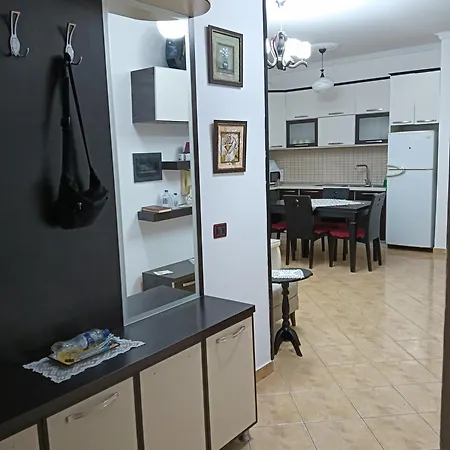 Elio Apartment
